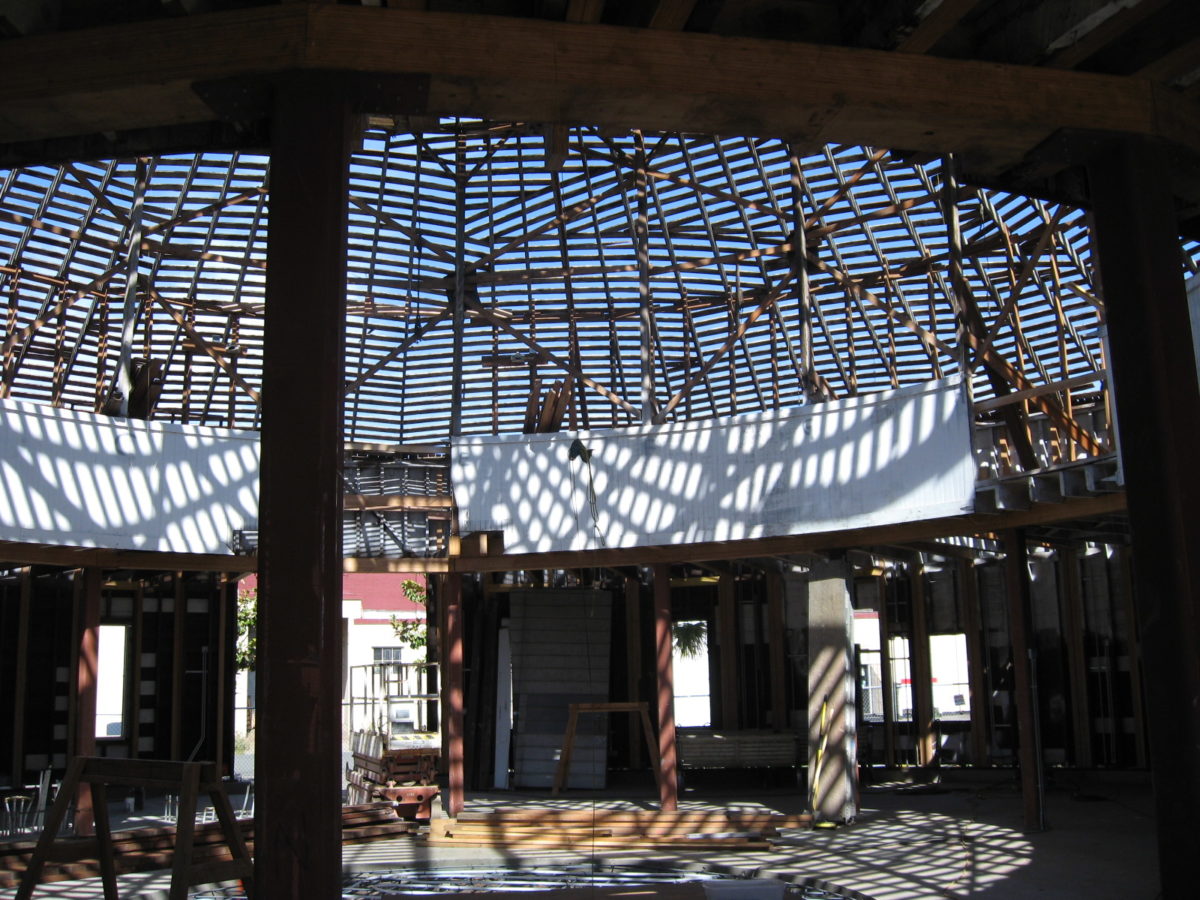 DeTurk Round Barn Continued Progress – “Raising the Roof”