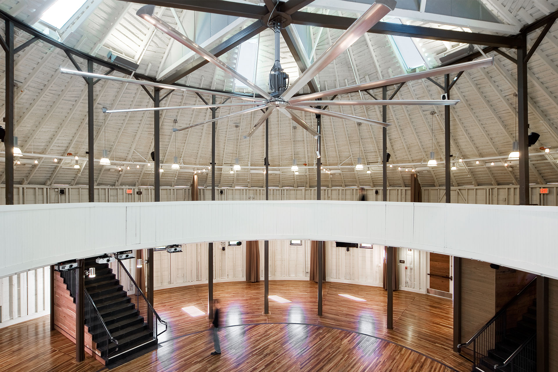 DeTurk Round Barn