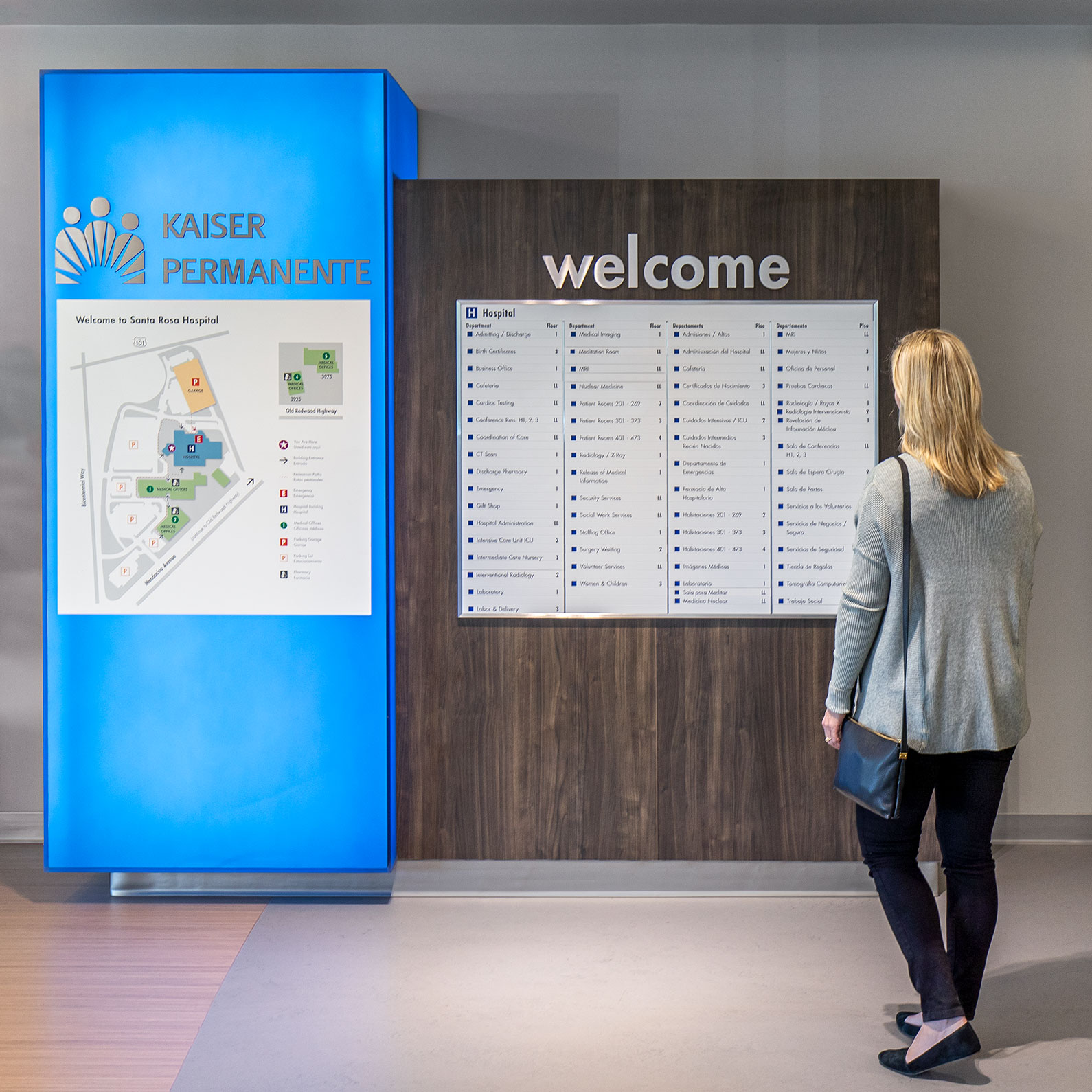 Two women at reception desk at Kaiser Permanente Santa Rosa Lobby