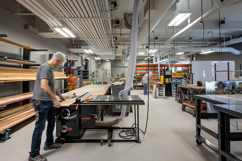 Interior photo of SRJC Burbank Auditorium fabrication shop